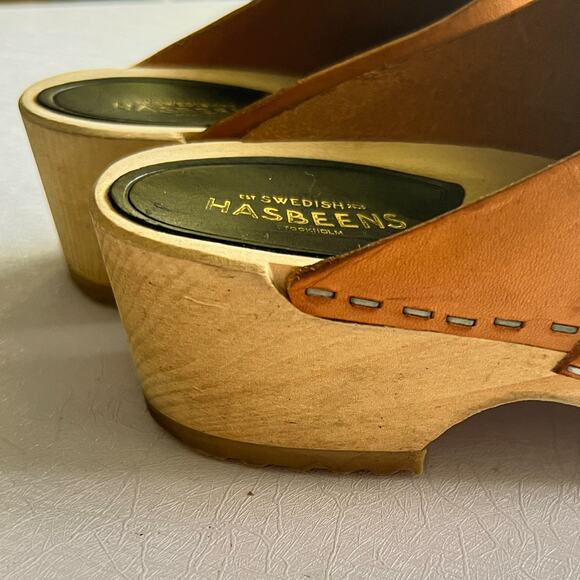 Swedish Hasbeens Tan Leather Closed Toe Slip On Wooden Husband Mule Clogs Sz 36 - Picture 6 of 11